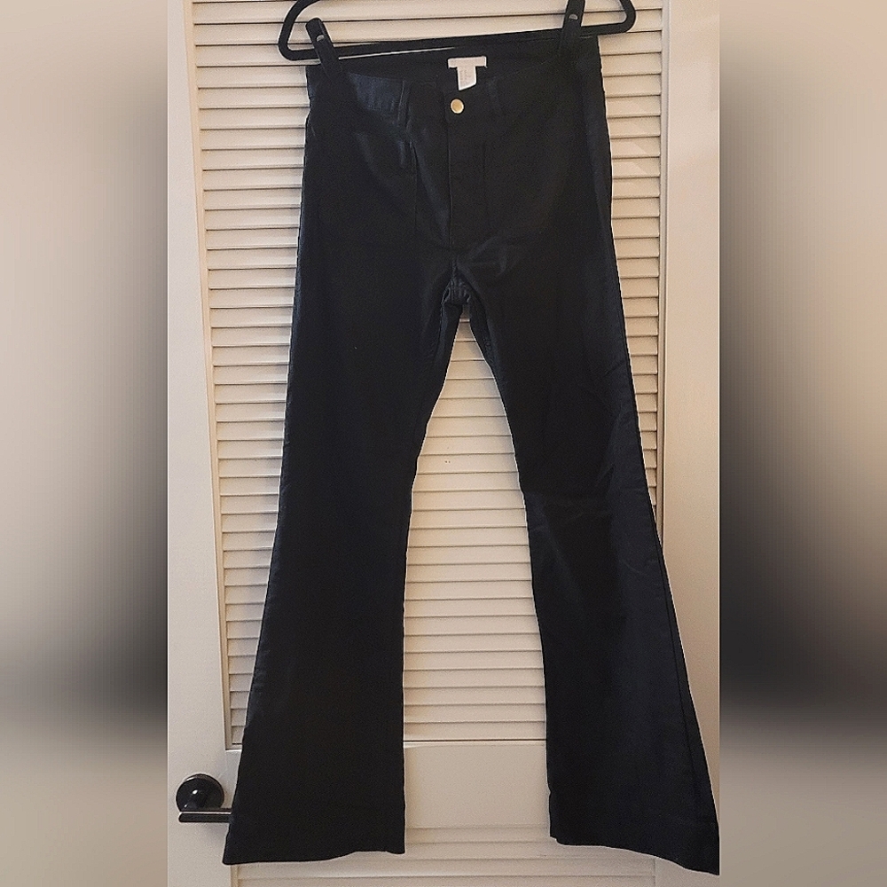 H&M - Black Lightweight Stylish Flare Pants With Pockets